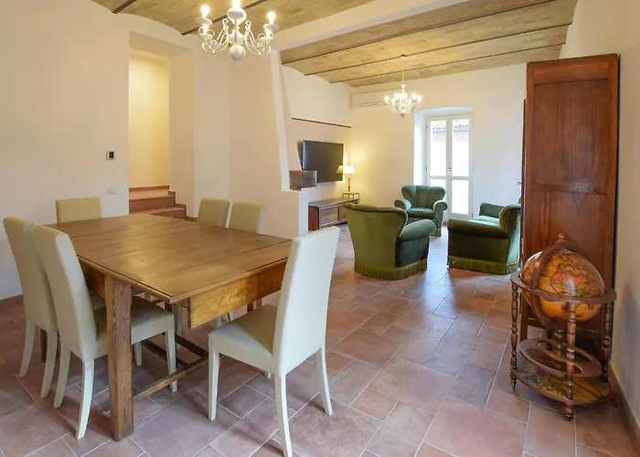 Holiday home Stunning In With Wifi *